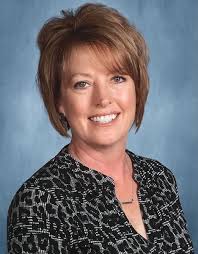 Amy Leech's Instagram, Twitter & Facebook