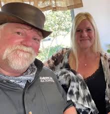 Over 200 auctions are set to close tomorrow in cities throughout the United  States. Search your city and subscribe for free. Share with your storage  wars buddies. Bid from home at StorageAuctions.net |