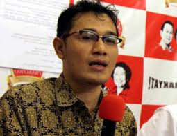 Lalu ia mencuci bekas kotoran itu dengan tangannya sendiri. Nnc Netralnews Cermin Bangsa