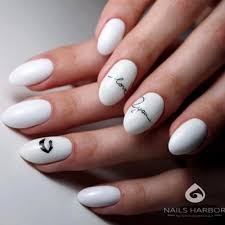 For fall 2015 try a natural squoval, which looks good on long fingers & stubby ones and with neutral & bold colors 😉 what's. 39 Breathtaking Designs For Almond Nails To Refresh Your Look