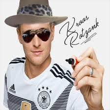 Oliver Cepeda's Instagram, Twitter & Facebook