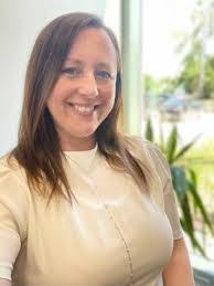 Cindy Stier's Instagram, Twitter & Facebook