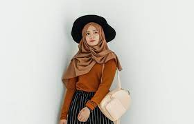 Download image more @ www.applestory.biz. Ini 9 Warna Hijab Yang Cocok Untuk Perempuan Kulit Sawo Matang Updated 2021 Bukareview