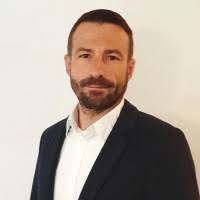 40+ "Robert Reiten" profiles