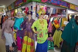 Jual baju pengantin adat bugis makasar di lapak yanti yana | bukalapak baju bodo mapacci | pengantin, baju pengantin, bodo bukan kebaya, ini dia baju adat pengantin bugis yang dikenal &mldr; Berita Kota Makassar Koleksi Baju Bodo Di Karebosi Link