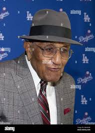 Don roberts hi-res stock photography and images