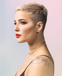 Halsey Updates Halseyinsider Twitter Super Short Hair Halsey Hair Very Short Hair