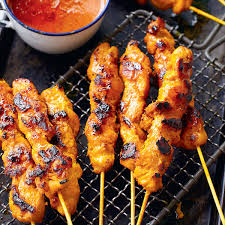 Bukan hanya ayam goreng, tetapi pelbagai resepi ayam yang anda boleh cuba. Resepi Satay Ayam Cerita Huda By Huda Halid