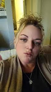 Victoria Pinkerton's Instagram, Twitter & Facebook