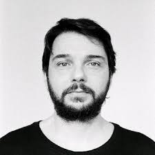 Em meio aos últimos desafios, é fundamental resgatar e reforçar a nossa  relevância — tanto enquanto marca, quanto enquanto time formado por  profissionais competentes, experientes e…