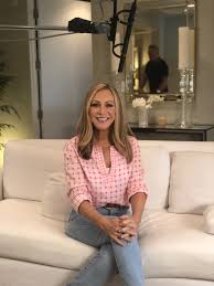 Kym Douglas Television Host Entertainment Los Angeles California Professional Organization Of Women Of Excellence Recognized