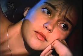 Flávia Monteiro fala sobre descoberta de um câncer na perna, que pensou em  se aposentar e fenômeno Chiquititas