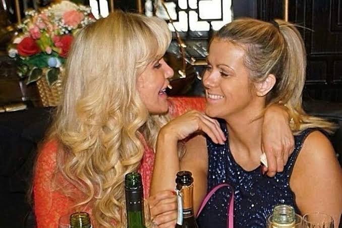 &lsquo;Devastating news&rsquo; &ndash; Tributes paid following death of former model and TV  star Lisa Murphy