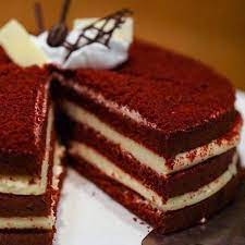 Amber S Food Travel Blog On Instagram A Look Inside A Perfectly Layered Red Velvet Cake Jwmarriottseoul Experiencejwm Food Culinary Travel Food