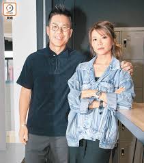 康子妮 （藝人/音樂人）lily hong is an artiste, musician, piano arranger, publisher, tv presenter. æž—æ›‰å³°åº·å­å¦®18å¹´å©šå§»çŽ©å®Œ æ±æ–¹æ—¥å ±