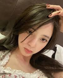 Nana Ouyang Cam-Fanpage added a...