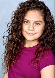 Scarlet Lopez's Instagram, Twitter & Facebook