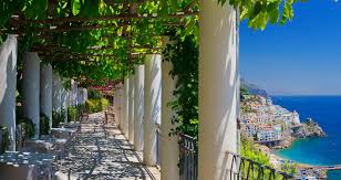 The restaurant is named after the famous operatic tenor enrico caruso, born and raised in naples. The 9 Best Sorrento Hotels Of 2021