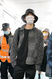 王子异 / wang zi yi. Airport Fashion Wang Ziyi September 15th 2020