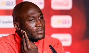 Is it true that romelu lukaku is a muslim? Die Wucht Des Belgischen Konigs Romelu Lukaku Fussball Derstandard De Sport