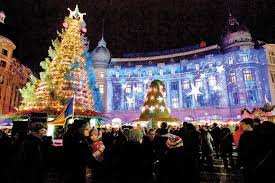 Targul de craciun bucuresti 2018 piata parlamentului. PrimÄƒria Capitalei ImgroapÄƒ In Bani SÄƒrbÄƒtorile De IarnÄƒ