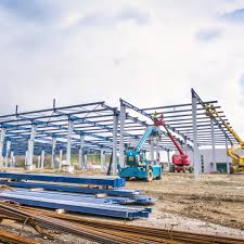 Bogdan are 27 de ani și lucrează de 7 ani la fan courier cluj. Fan Courier Videos Facebook