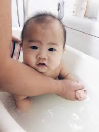After reading this detailed information about how to make a milk bath for. How To Prepare A Breastmilk Bath For Baby Nadnut Com