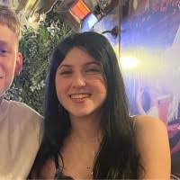 70+ perfiles de «Mcquade»