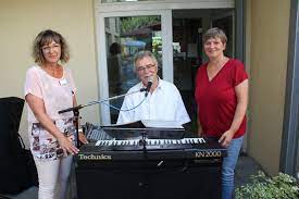 Caritasverband für die stadt köln e. Ehrenfeld Capri Fischer Und Orientalischer Tanz Kardinal Frings Haus Feiert Sein Sommerfest Rheinische Anzeigenblaetter De