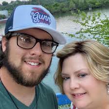 Does anyone still use a cast-iron skillet trying to prove something to my  hubby he said it's a thing of the past…