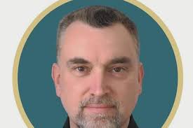 Melissa Hortman's Killer, Vance Boelter, Had A Bizarre Résumé: Security  Boss, Funeral Worker And Preacher