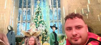 One of my dreams will always be to spend Christmas at Hogwarts, 🧡