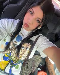 ✩ 𝚜𝚔𝚊𝚛𝚕𝚎𝚢 ✩𐬿𐬺𐬿𐬺 (@skarleynextdoor) • Instagram photos and videos