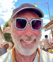 From DJ El and the Killer B's… See you