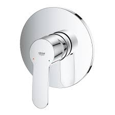La ligne eurostyle a été conçue pour les personnes respectueuses de l'environnement. Eurostyle Cosmopolitan Einhand Brausebatterie Grohe