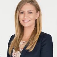 Amanda Luckey's Instagram, Twitter & Facebook