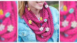 Finger knitting projects for kids. Kid Stitches Finger Knitting Projects To Keep Them Busy This Summer Stitch And Unwind