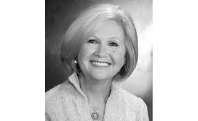 Janelle Bell's Instagram, Twitter & Facebook