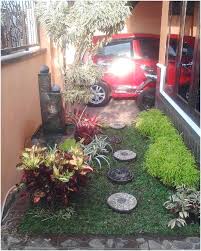 Ini juga sangat cocok bagi rumah yang tidak memiliki banyak lahan perpaduan batu dan rumput juga bisa menjadi desain halaman rumah yang sederhana dan juga rapi. Foto Taman Depan Rumah Minimalis Sederhana Modern Lahan Sempit Terbaru Rumah Minimalis Rumah Hijau Dekorasi Tanaman Rumah