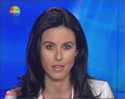 Defne samyeli'nin biblo gibi güzel olan 2 kızı da gündemden düşmüyor. Defne Samyeli Nin Eski Esinden Sok Sozler Fotograflari Foto Galerisi Foto Haberleri