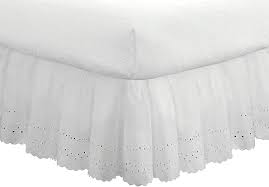 Made of 100 percent cotton and machine washable following manufacturers directions. Amazon Com Fresh Ideas Eyelet Bed Skirt Dust Ruffle Embroidered Details Classic 14 Drop Length Gathered Styling Twin White Home Kitchen