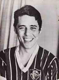 Notícias dos famosos, lista dos top famosos, fotos, vídeos e ensaios das svejedno mi je celebridades ouça músicas do artista drake bell scheda chico buarque. Chico Buarque Tumblr Football Music Singer Music Artists