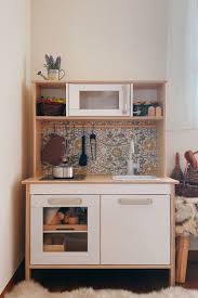 made for you white flower arch daysバースデー ファーストバースデー party arch days おままごとキッチン ままごとキッチン diy おままごと用キッチン