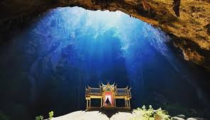 Kuil chan see shu yuan merupakan salah satu kuil budha terbesar dan tertua yang ada di malaysia. Kuil Di Dalam Gua Keindahan Magis Asia Yang Memukau