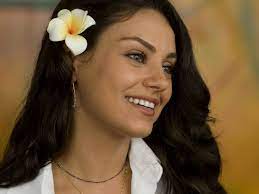 His best friend suggests that peter should get away from everything and to fly off to hawaii to escape all his problems. Women Mila Kunis Actress Faces Forgetting Sarah Marshall Flower In Hair Plumeria Wallpaper 1600x1200 222968 Wallpaperup