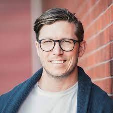 Keith Schlink's Instagram, Twitter & Facebook