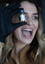 Hannah Bollinger's Instagram, Twitter & Facebook