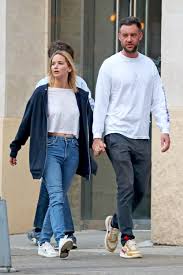 Jennifer shrader lawrence (born august 15, 1990) is an american actress. Jennifer Lawrence Engaged Celeb Love News For February 2019 Gallery Wonderwall Com
