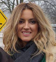 Karolina szostak zawsze uchodziła nie tylko specjalistkę w swoim fachu, ale i za jedną z najpiękniejszych dziennikarek telewizyjnych. Karolina Szostak Wikipedia Wolna Encyklopedia