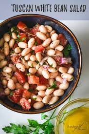 This Tuscan White Bean Salad Is A Super Simple Summer Side Dish That Uses Ingredients You Probably Already Have White Bean Salad Bean Salad Recipes Bean Salad